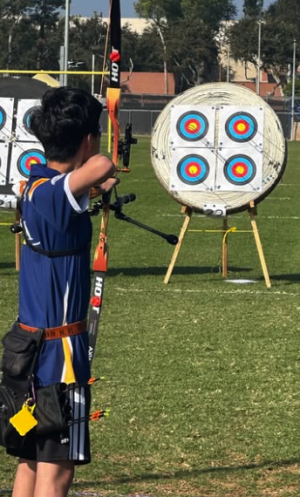 Clovis Hung archery