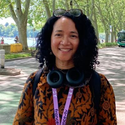 A picture of Fatimah Tobing Rony smiling